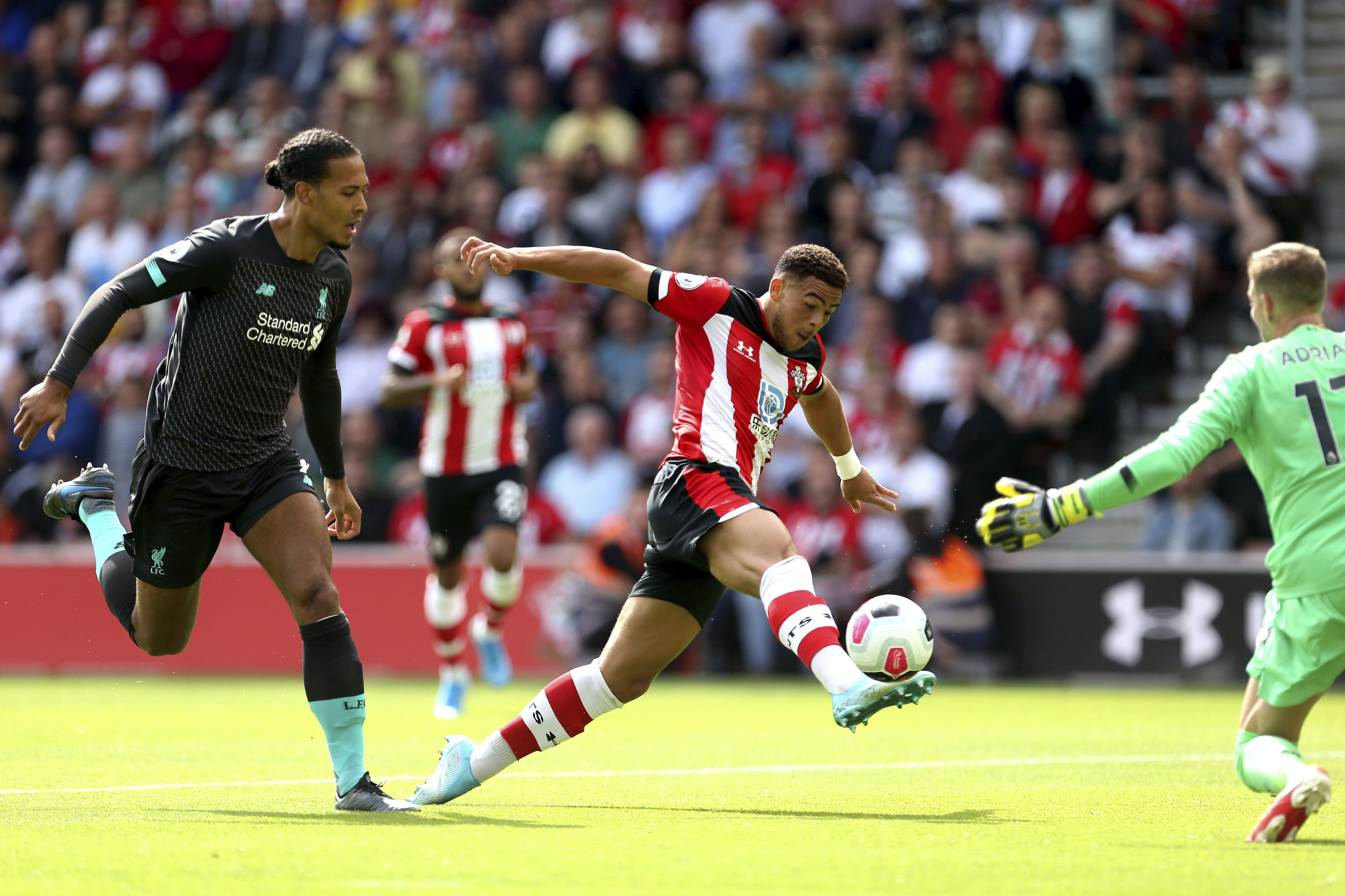 英超焦点战：阿森纳曼城巅峰对决前瞻及历史交锋回顾